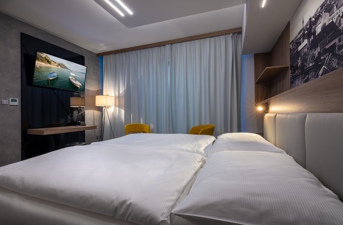 Imagen de la habitación del Hotel GRAND, Č&aacute;slav. Foto 12