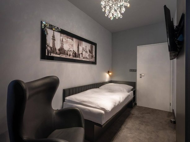 Imagen de la habitación del Hotel GRAND, Č&aacute;slav. Foto 16