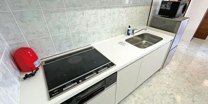 Imagen de la habitación del Hotel G-RATIS Omoromachi. Foto 19