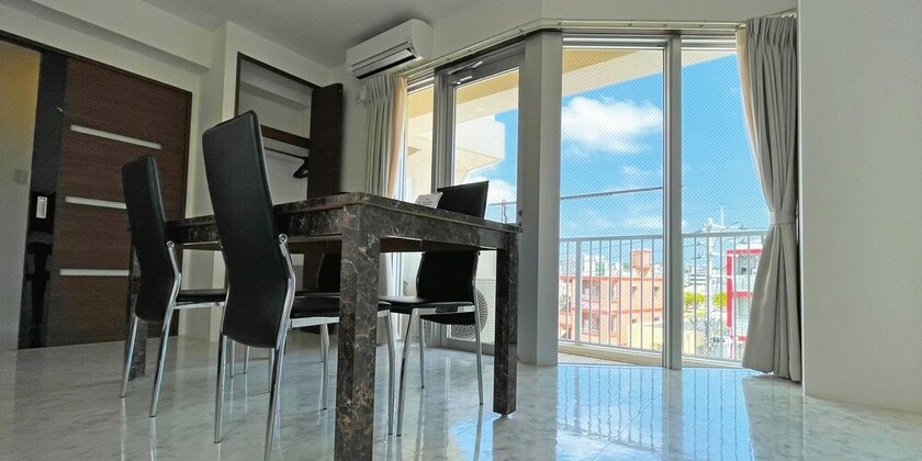 Imagen de la habitación del Hotel G-RATIS Omoromachi. Foto 20