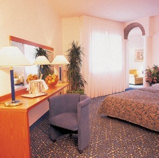 Imagen de la habitación del Hotel GREEN PARK RESORT SPA and GOLF. Foto 5