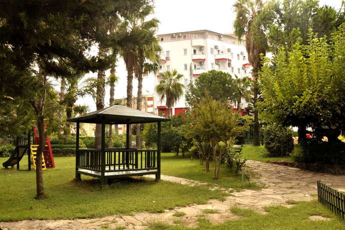 Imagen de los exteriores del Hotel GREEN PEACE, Mahmutlar. Foto 5