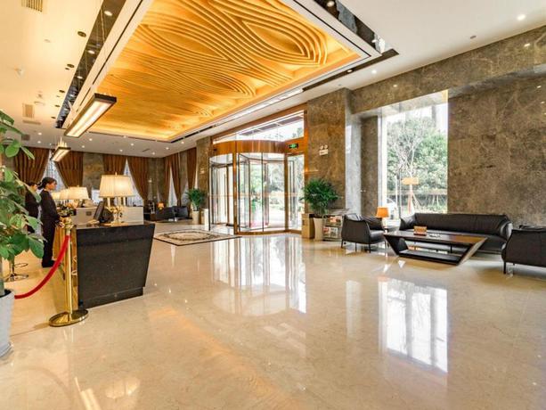 Imagen de los interiores del Hotel GREENTREE EASTERN WUXI XINWU DISTRICT JICHANG ROAD. Foto 4