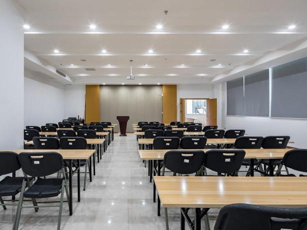 Imagen general del Hotel GREENTREE INN JIANGYIN RENMIN DONG ROAD LIANGCHEN. Foto 1