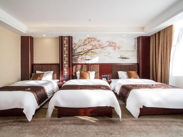 Imagen general del Hotel GREENTREE INN KUNMING BAIYUN ROAD TONGDE PLAZA BRACH. Foto 4