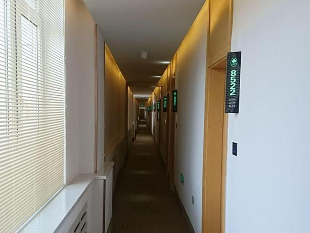 Imagen de la habitación del Hotel GREENTREE INN SHENYANG SHENHE DISTRICT NORTH STATI. Foto 3