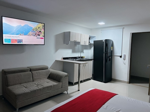 Imagen de la habitación del Hotel GS Granada Suites. Foto 8