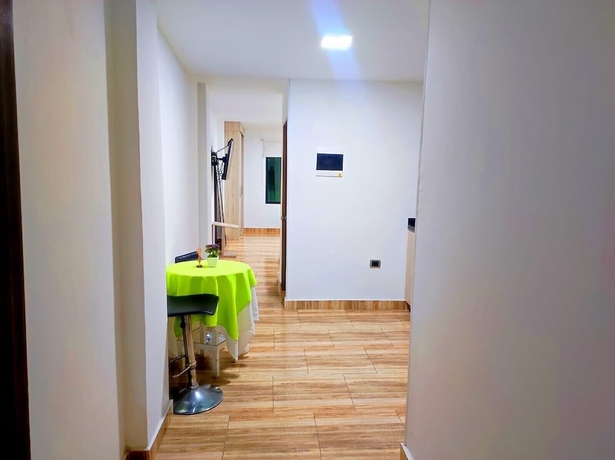 Imagen de la habitación del Hotel GS Granada Suites. Foto 11
