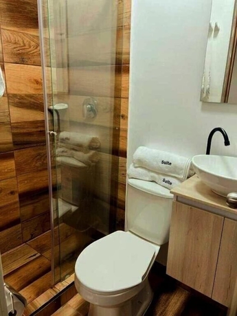Imagen de la habitación del Hotel GS Granada Suites. Foto 12