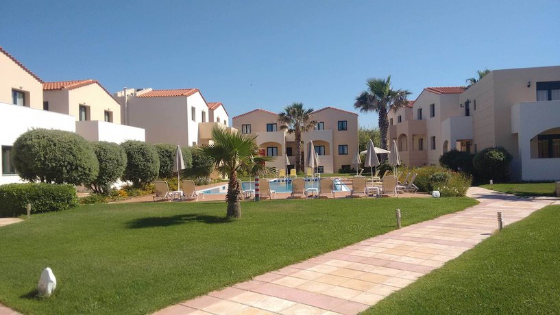Imagen de los exteriores del Hotel GT Beach. Foto 8
