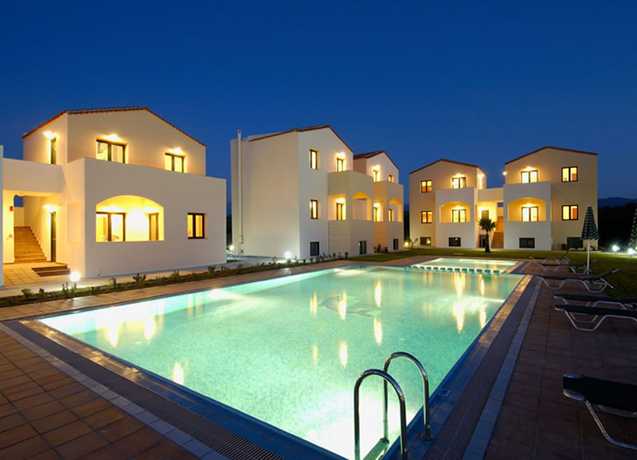 Imagen de la piscina del Hotel GT Beach. Foto 12