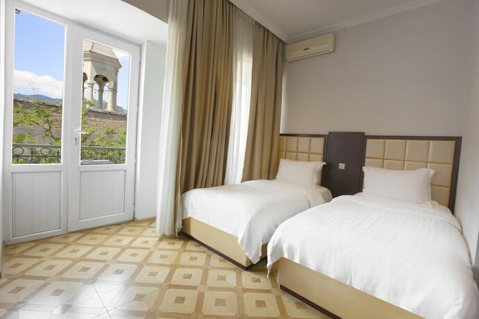 Imagen de la habitación del Hotel GTM Kapan. Foto 15