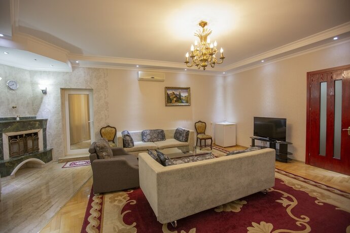 Imagen de la habitación del Hotel GTM Kapan. Foto 17