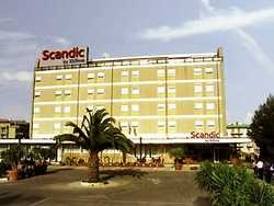 Imagen de los exteriores del Hotel G.Tourist. Foto 4