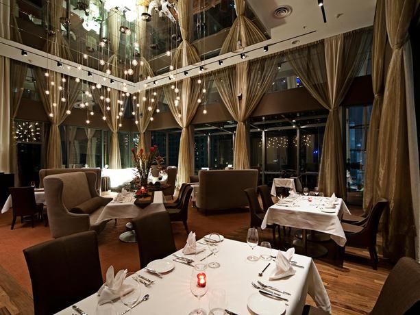 Imagen del bar/restaurante del Hotel GTower. Foto 2