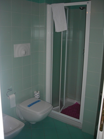 Imagen de la habitación del Hotel GUGLIELMO SECONDO. Foto 3