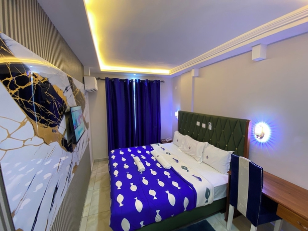 Imagen de la habitación del Hotel GUIKO H&ocirc;tel Palace. Foto 9