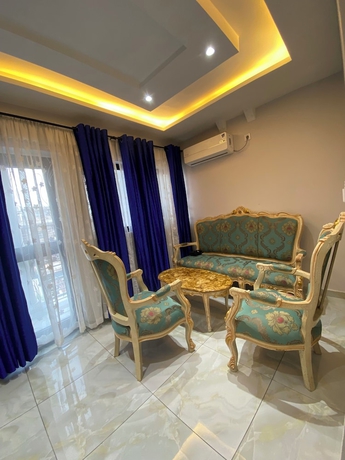 Imagen de la habitación del Hotel GUIKO H&ocirc;tel Palace. Foto 10