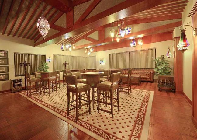 Imagen del bar/restaurante del Hotel GUILIN JINGDU HOTEL. Foto 3