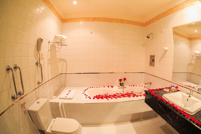Imagen de la habitación del Hotel GULF PEARL. Foto 14