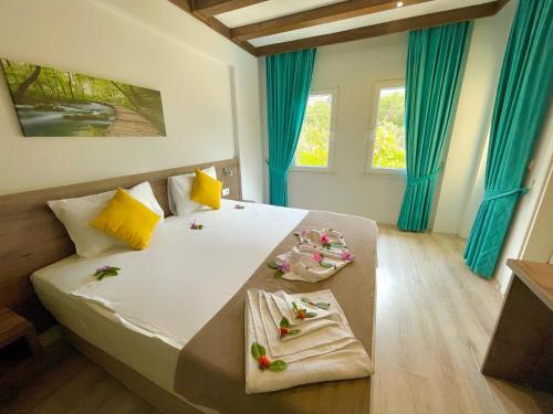 Imagen de la habitación del Hotel GUNEŞ BOUTIQUE OTEL. Foto 18