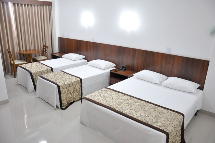 Imagen de la habitación del Hotel G&aacute;latas Golden. Foto 15