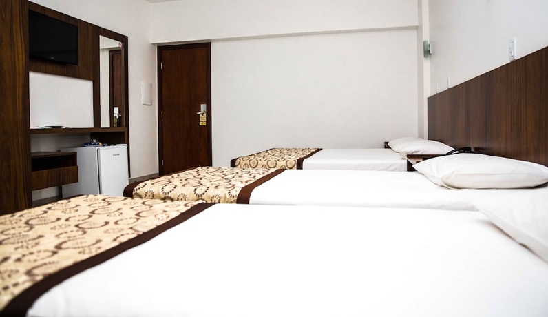 Imagen de la habitación del Hotel G&aacute;latas Golden. Foto 16