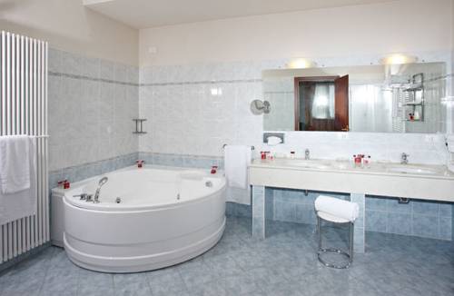 Imagen de la habitación del Hotel Gabarda. Foto 3