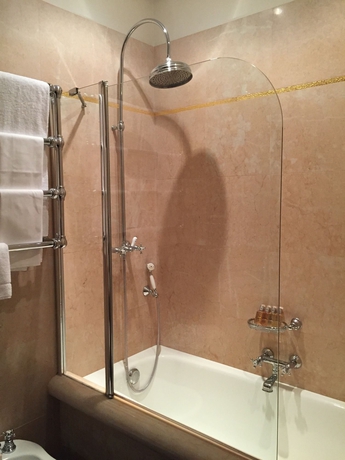 Imagen de la habitación del Hotel Gabbia D'oro. Foto 7