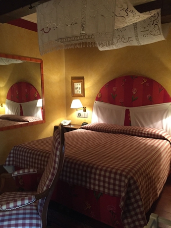 Imagen de la habitación del Hotel Gabbia D'oro. Foto 9