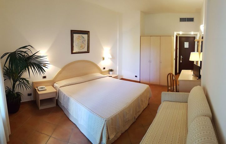 Imagen de la habitación del Hotel Gabbiano Beach. Foto 10