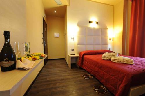 Imagen de la habitación del Hotel Gabbiano, Manfredonia. Foto 12
