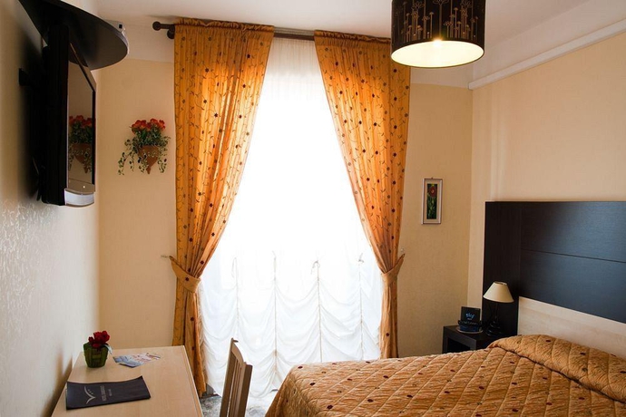 Imagen general del Hotel Gabbiano, Mola di Bari. Foto 3