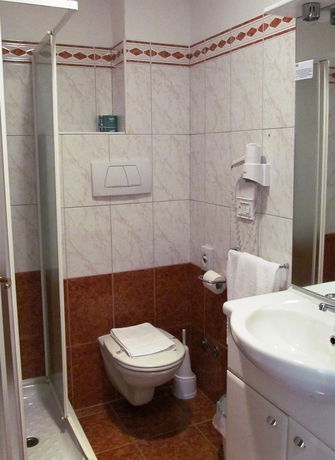 Imagen de la habitación del Hotel Gabbiano, Porto San Giorgio. Foto 5