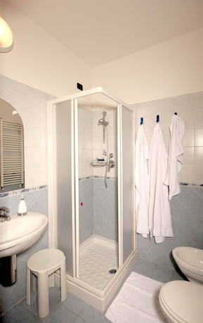 Imagen de la habitación del Hotel Gabbiano, Viserba. Foto 8