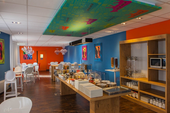 Imagen del bar/restaurante del Hotel Gabriel. Foto 8