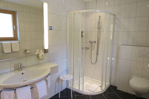 Imagen de la habitación del Hotel Gabriel, Scuol. Foto 16