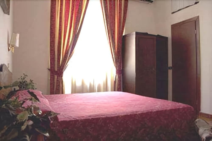 Imagen de la habitación del Hotel Gabriele. Foto 12