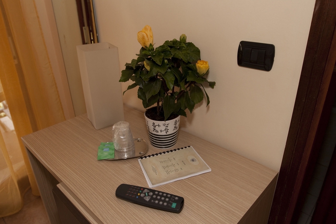Imagen de la habitación del Hotel Gabrini. Foto 2