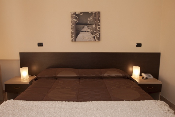 Imagen de la habitación del Hotel Gabrini. Foto 8