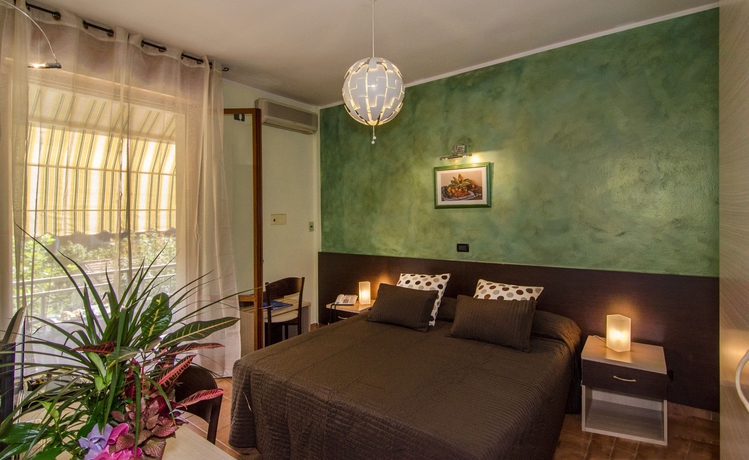 Imagen de la habitación del Hotel Gabrini. Foto 9