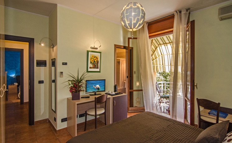 Imagen de la habitación del Hotel Gabrini. Foto 10