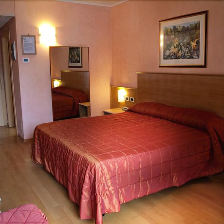 Imagen de la habitación del Hotel Gabry, Riva del Garda. Foto 17