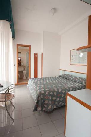 Imagen de la habitación del Hotel Gaby. Foto 5