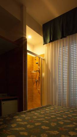Imagen de la habitación del Hotel Gaby. Foto 6