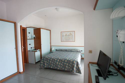 Imagen de la habitación del Hotel Gaby. Foto 8