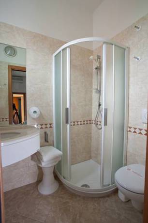 Imagen de la habitación del Hotel Gaby. Foto 10