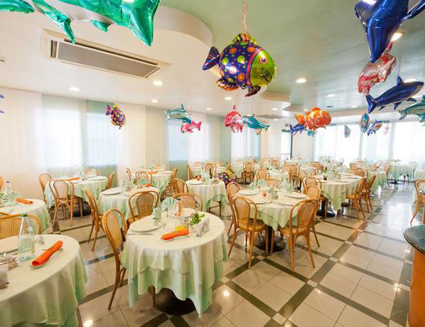 Imagen del bar/restaurante del Hotel Gaby. Foto 3