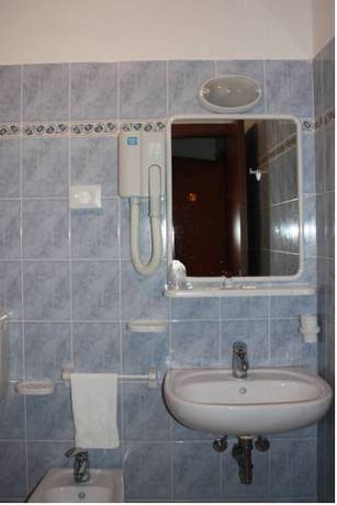 Imagen de la habitación del Hotel Gadames. Foto 4