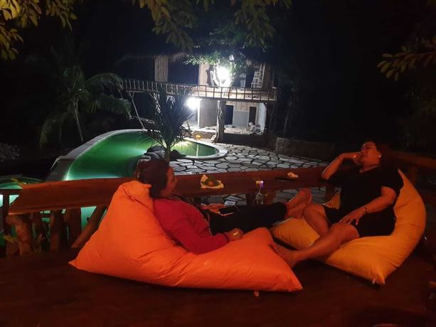 Imagen de la habitación del Hotel Gading Treehouse. Foto 18